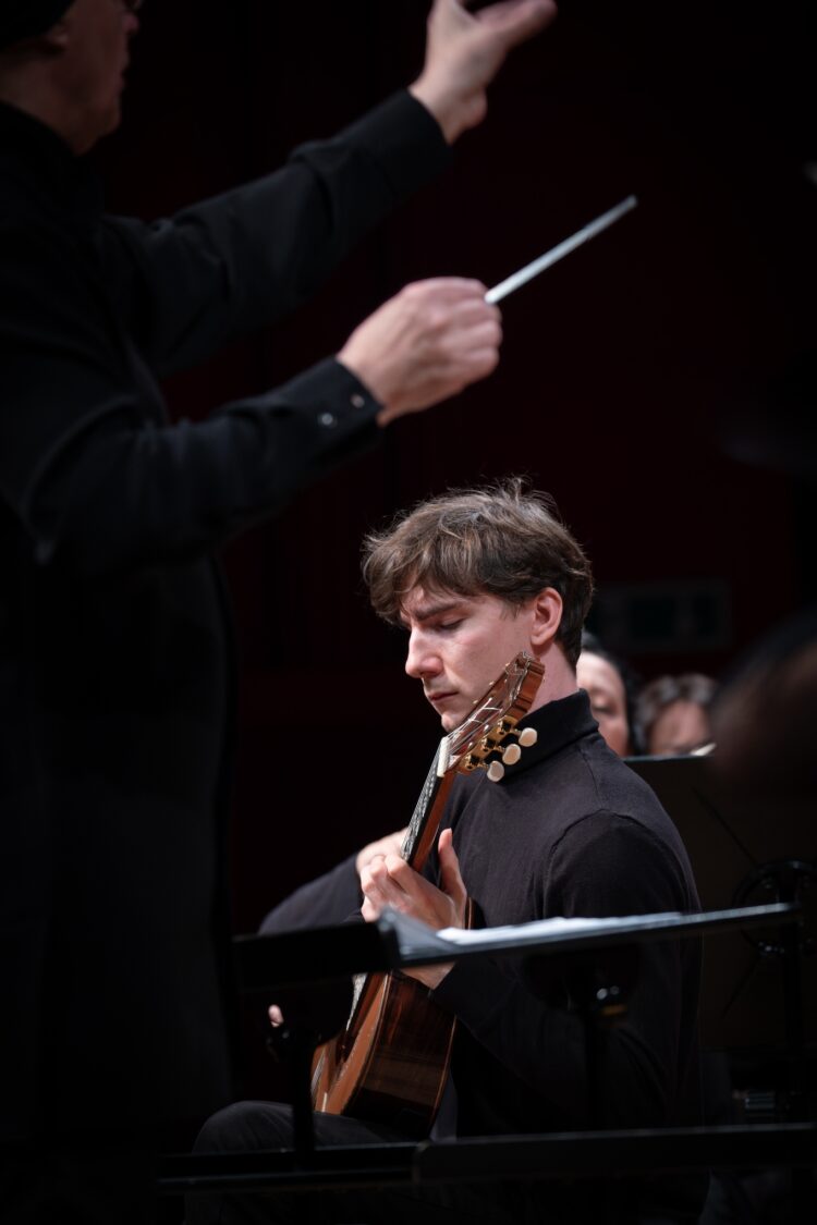 2024_10_27 ŚJG Finał Konkursu Gitarowego w Mediatece fot. G. Krzysztofik (56)